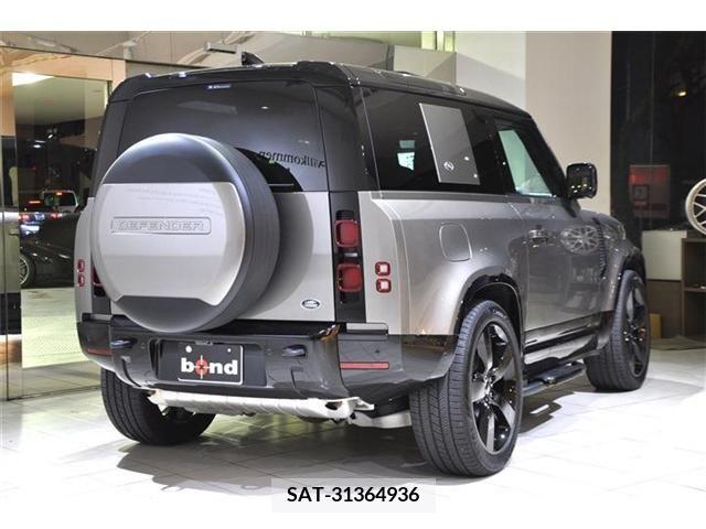 ROVER DEFENDER 2022-04 250418-1