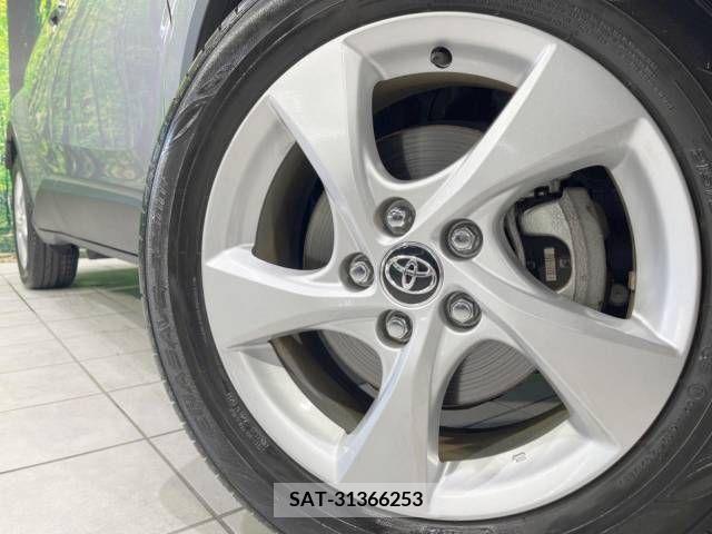 Toyota C-HR 2018-05 323030-13