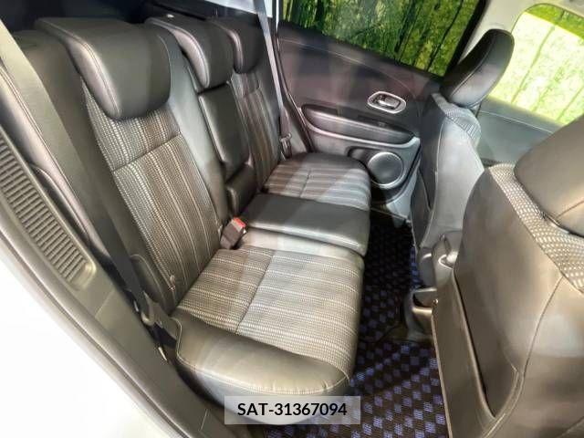 Honda VEZEL 2018-02 370051-9