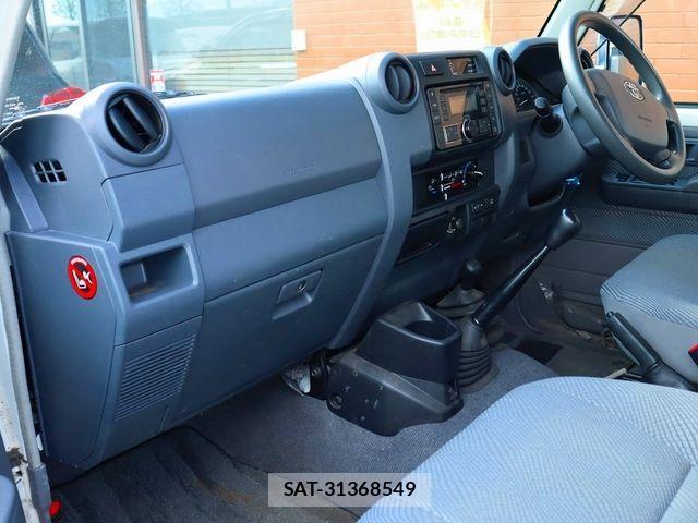 Toyota LAND CRUISER 2015-07 456718-2