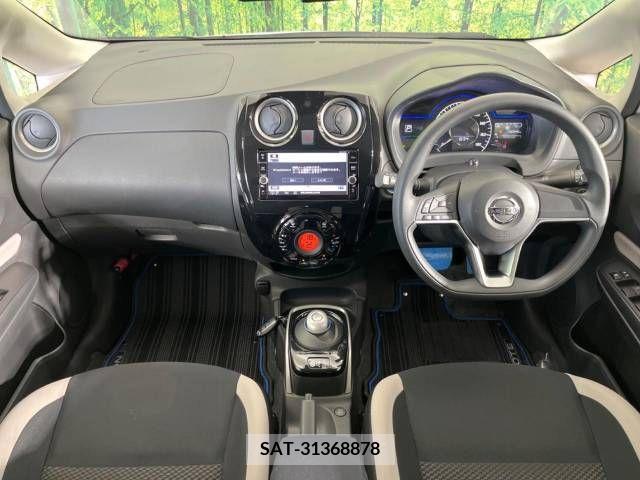 Nissan NOTE 2018-08 381886-1