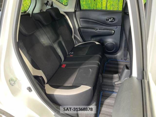 Nissan NOTE 2018-08 381886-9