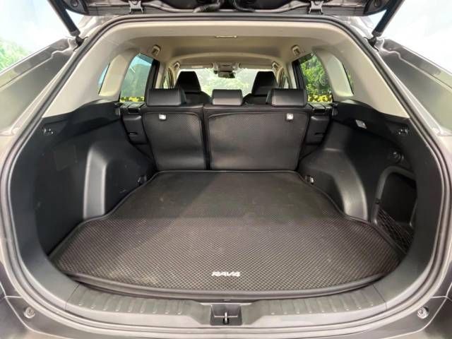 Toyota RAV4 2019-05 11857-10