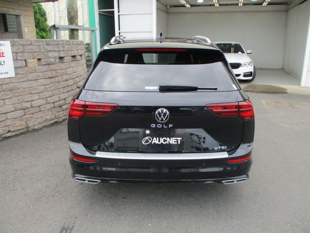 VolksWagen GOLF VARIANT 2021-07 9414-4