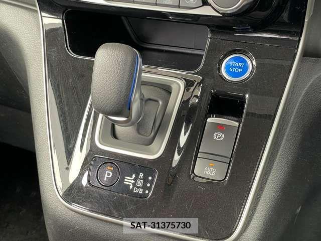 Nissan SERENA 2022-11 335616-12