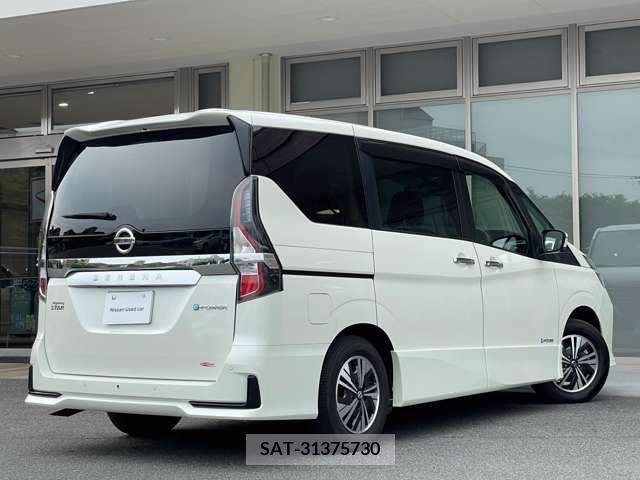 Nissan SERENA 2022-11 335616-3