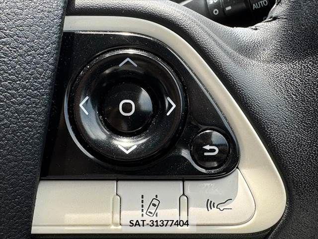 Toyota PRIUS 2017-02 342671-22