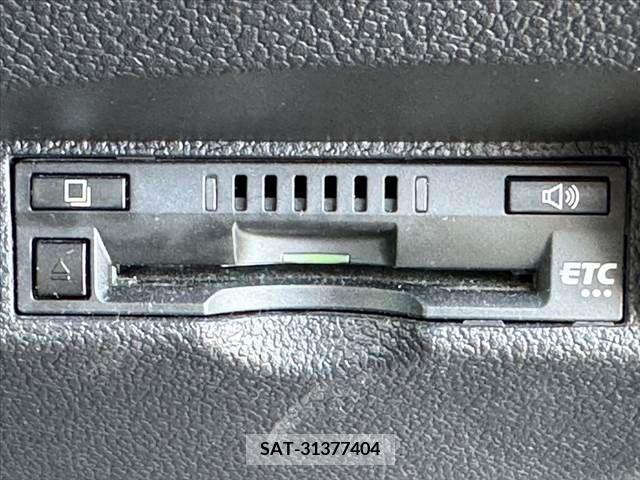 Toyota PRIUS 2017-02 342671-7