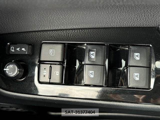 Toyota PRIUS 2017-02 342671-28