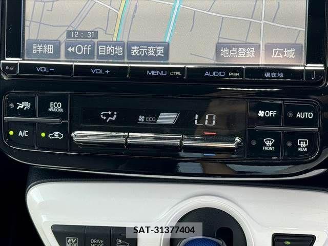 Toyota PRIUS 2017-02 342671-26