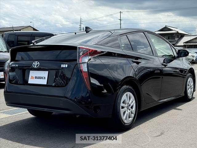 Toyota PRIUS 2017-02 342671-15