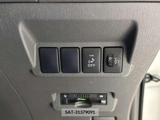 Toyota PRIUS ALPHA 2013-09 282443-16