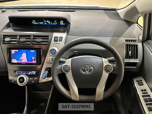 Toyota PRIUS ALPHA 2013-09 282443-13