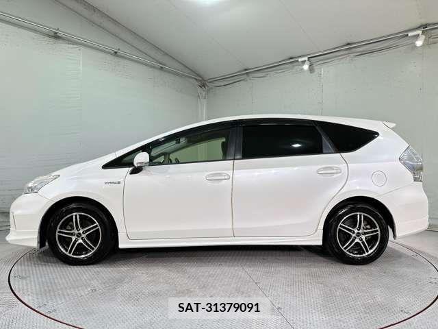 Toyota PRIUS ALPHA 2013-09 282443-11