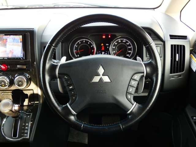 Mitsubishi DELICA D5 2012-01 15890-15