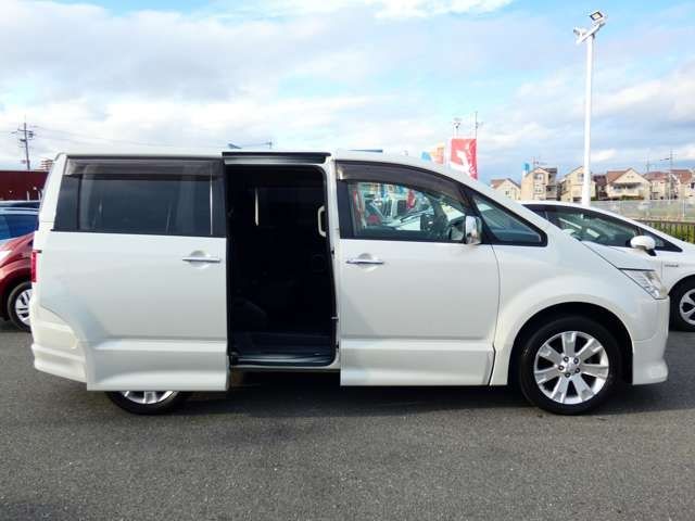 Mitsubishi DELICA D5 2012-01 15890-5