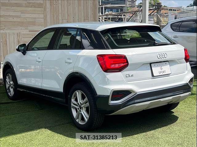 Audi Q2 2022-11 356578-16