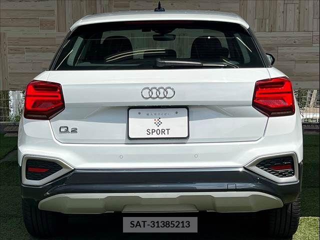 Audi Q2 2022-11 356578-13
