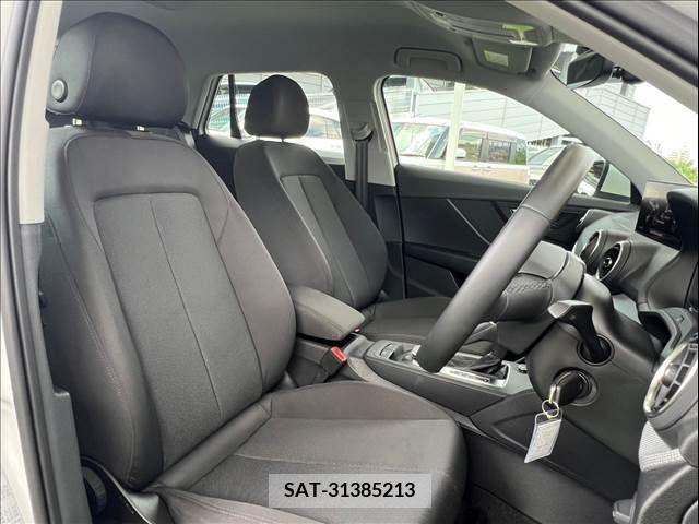 Audi Q2 2022-11 356578-4