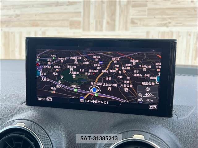 Audi Q2 2022-11 356578-2