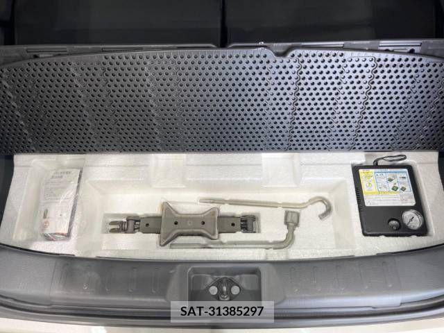 Suzuki HUSTLER 2015-03 361684-17