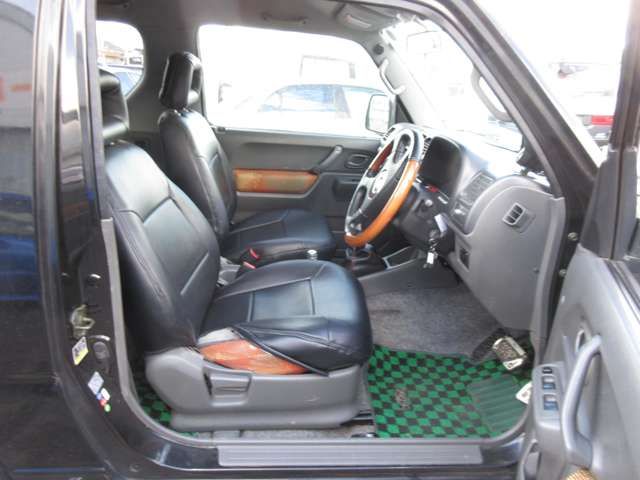 Suzuki JIMNY 1999-01 183278-14