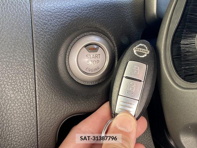 Nissan CUBE 2010-11 265388-19