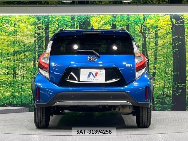 Toyota AQUA 2017-11 342344-15