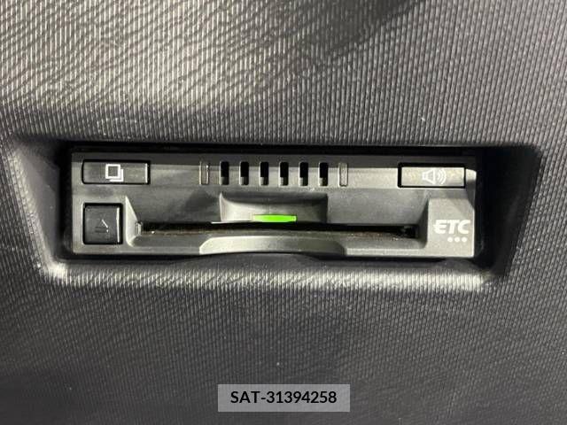 Toyota AQUA 2017-11 342344-5