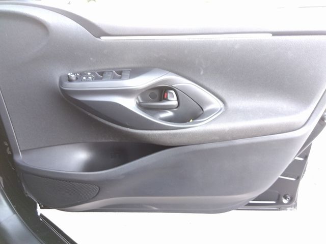 Toyota YARIS 2021-03 19276-28