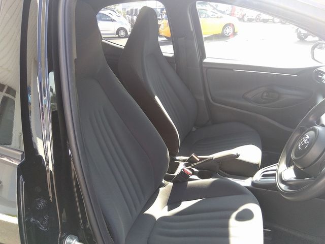 Toyota YARIS 2021-03 19276-17