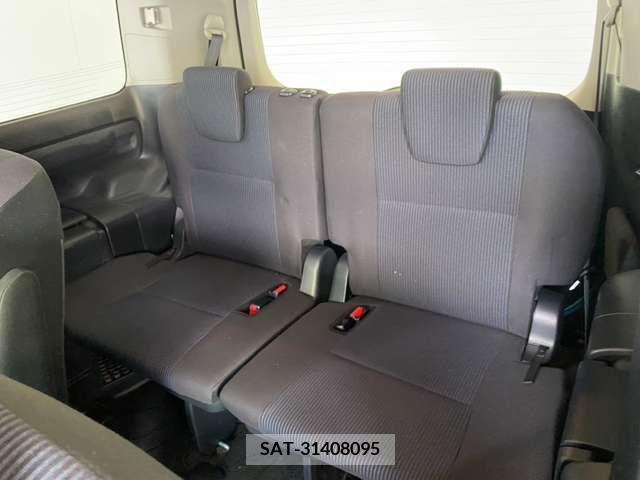 Toyota NOAH 2014-02 321391-8