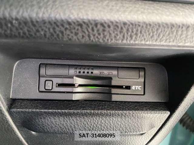 Toyota NOAH 2014-02 321391-14