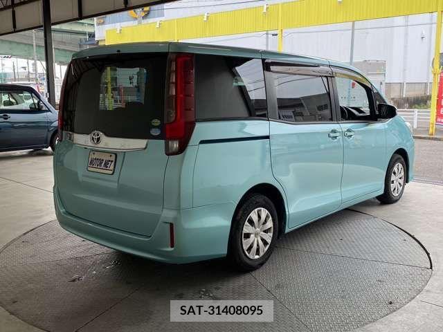Toyota NOAH 2014-02 321391-18