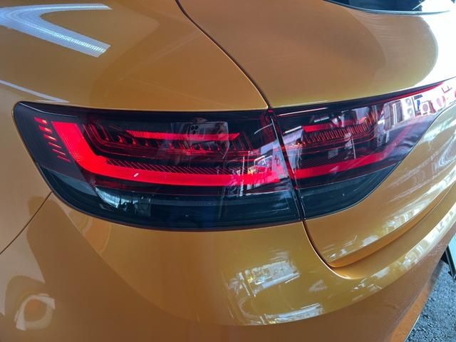 Renault MEGANE 2021-09 23568-8