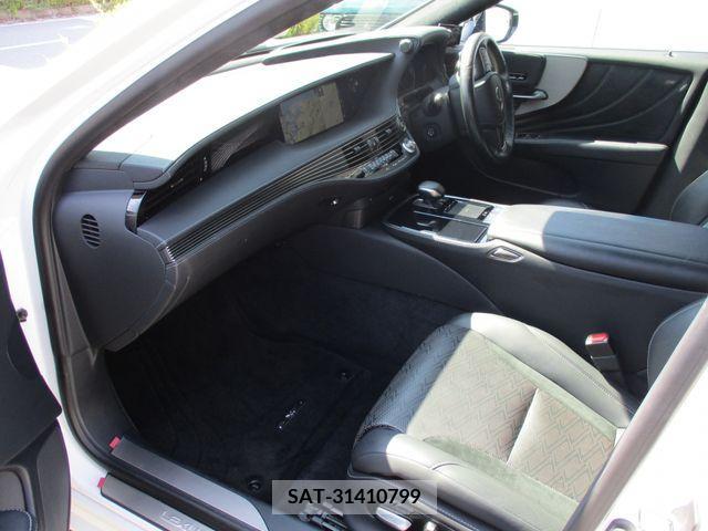 Lexus LS 2018-01 201859-4