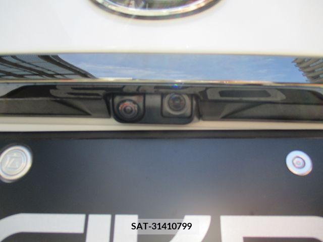 Lexus LS 2018-01 201859-10