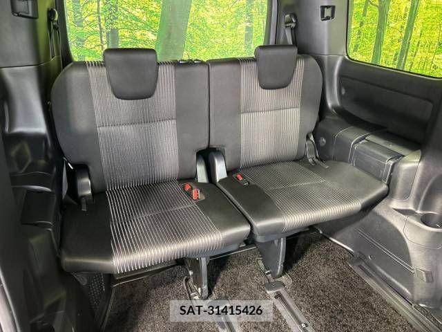 Toyota VOXY 2018-09 289129-10