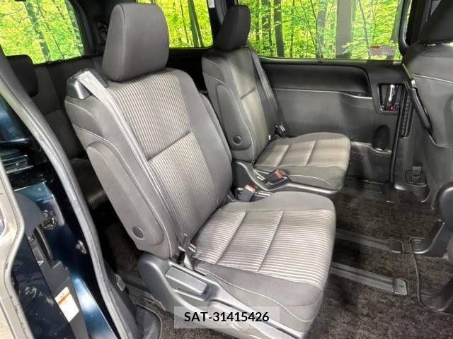Toyota VOXY 2018-09 289129-9