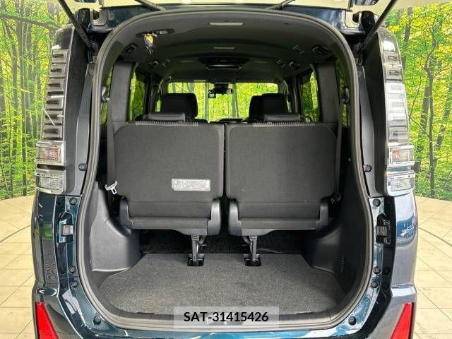 Toyota VOXY 2018-09 289129-11