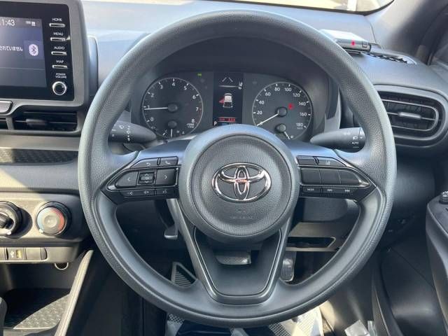 Toyota YARIS 2021-11 186239-11