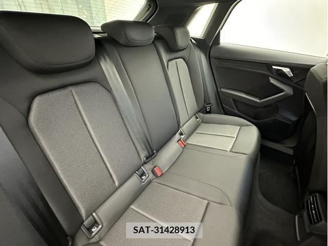 Audi A3 2023-08 395736-14