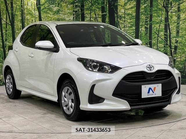 Toyota YARIS 2022-03 215558-16