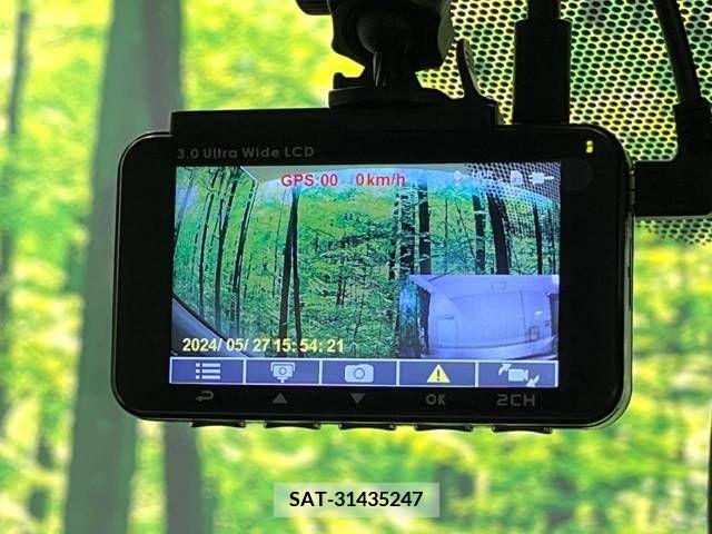 Toyota PRIUS 2019-07 322553-7