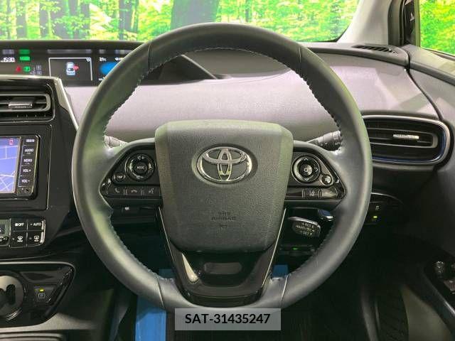 Toyota PRIUS 2019-07 322553-11