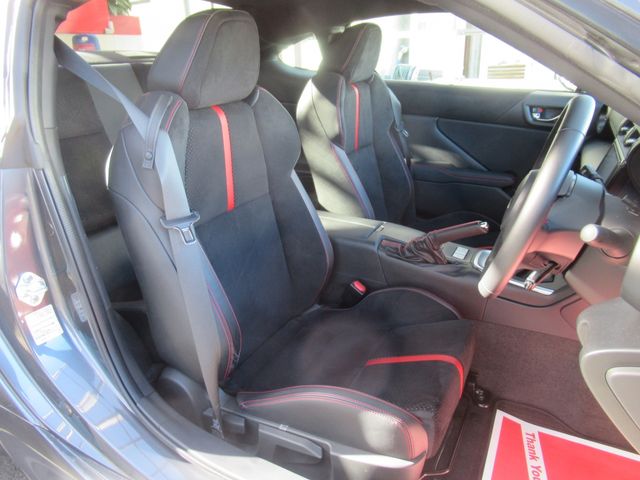 Subaru BRZ 2021-09 180741-11