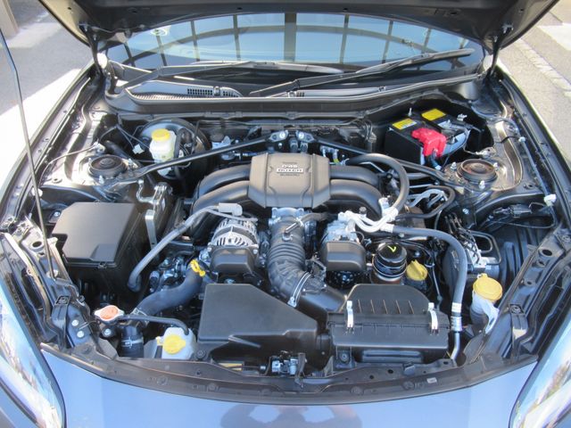 Subaru BRZ 2021-09 180741-25