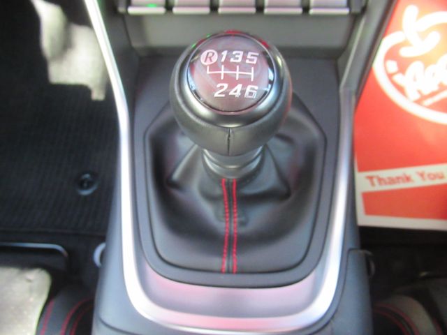 Subaru BRZ 2021-09 180741-20