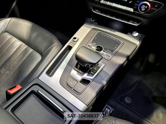 Audi Q5 2018-05 219516-16