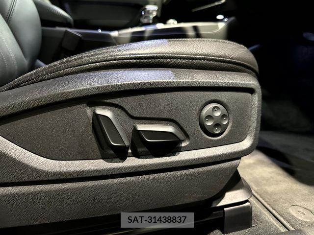 Audi Q5 2018-05 219516-17